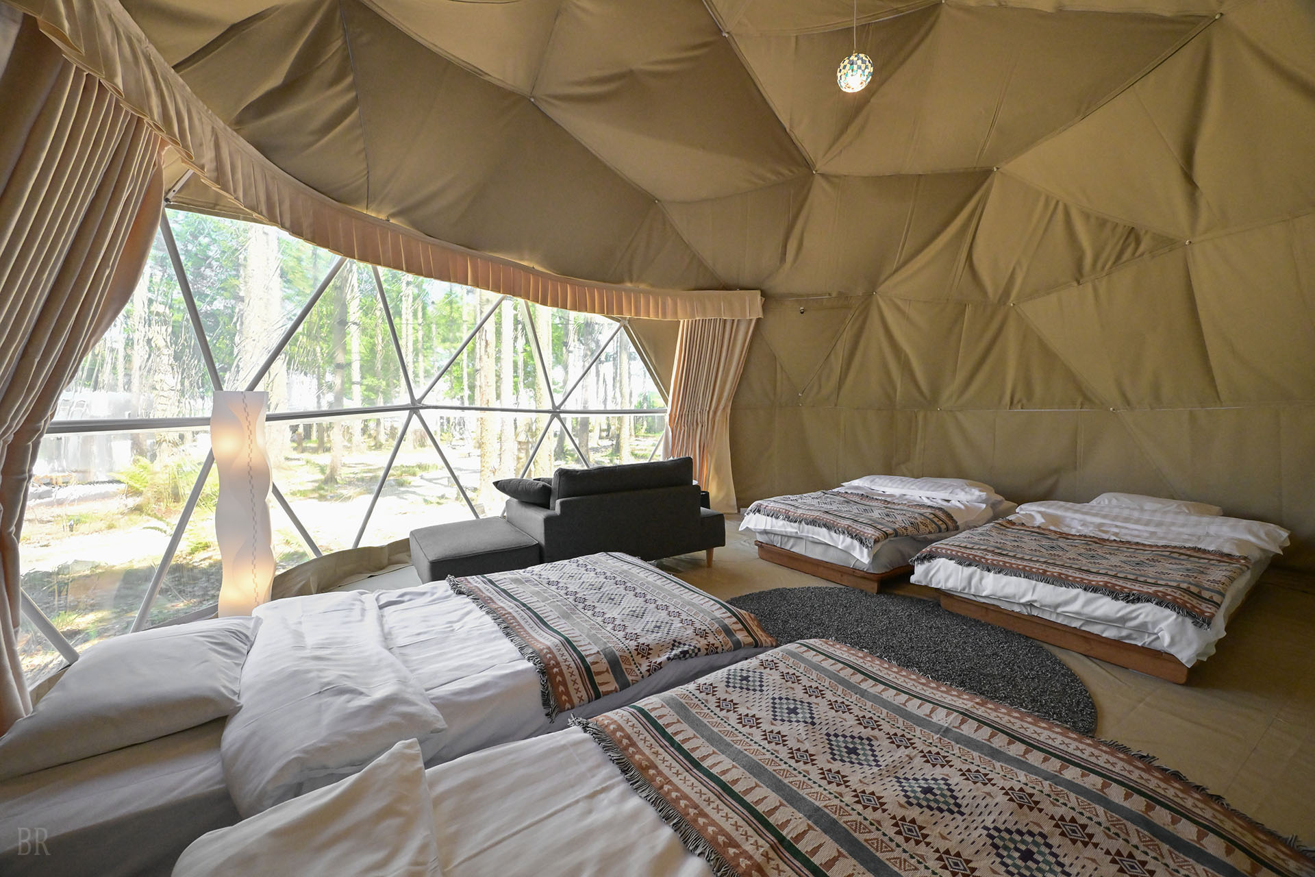 【三重】フリーアンドイージー